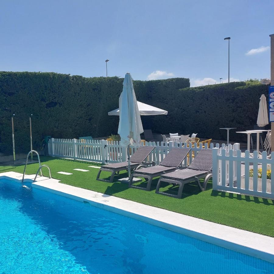 Ibis Jerez De La Frontera Cadiz Hotel Ngoại thất bức ảnh